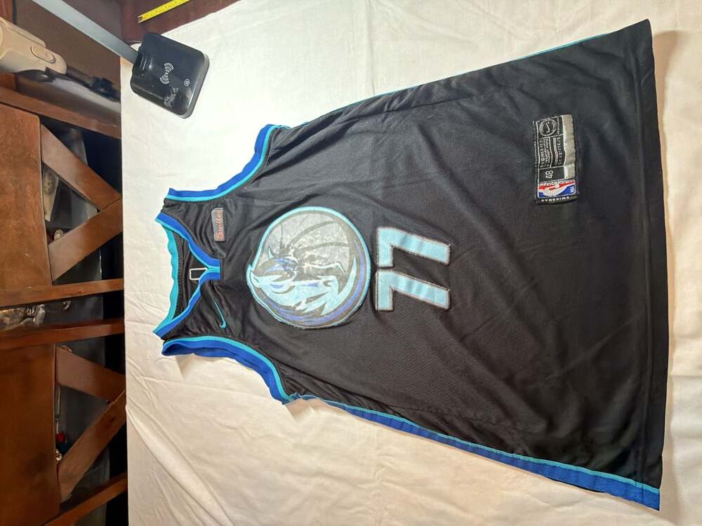 Nike Dallas Mavericks Luka Doncic 77 Swingman Jersey Size 48